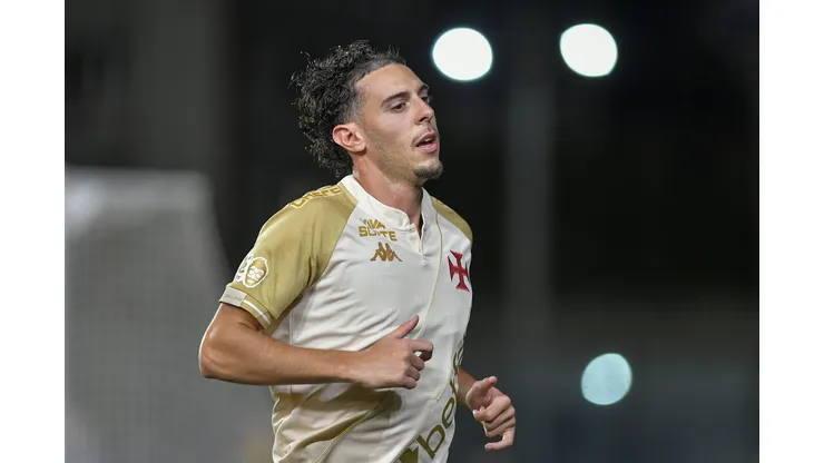 RJ - RIO DE JANEIRO - 24/09/2025 - BRASILEIRO A 2025, VASCO X BAHIA - Nuno Moreira jogador do Vasco durante partida contra o Bahia no estadio Sao Januario pelo campeonato Brasileiro A 2025. Foto: Thiago Ribeiro/AGIF