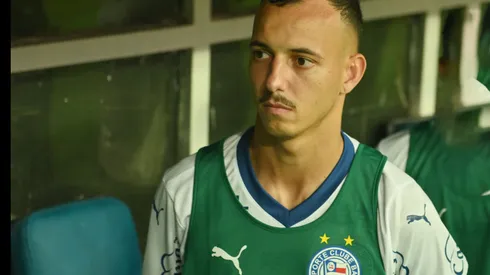 Iago durante confronto contra o Corinthians no Brasileirão 2025.