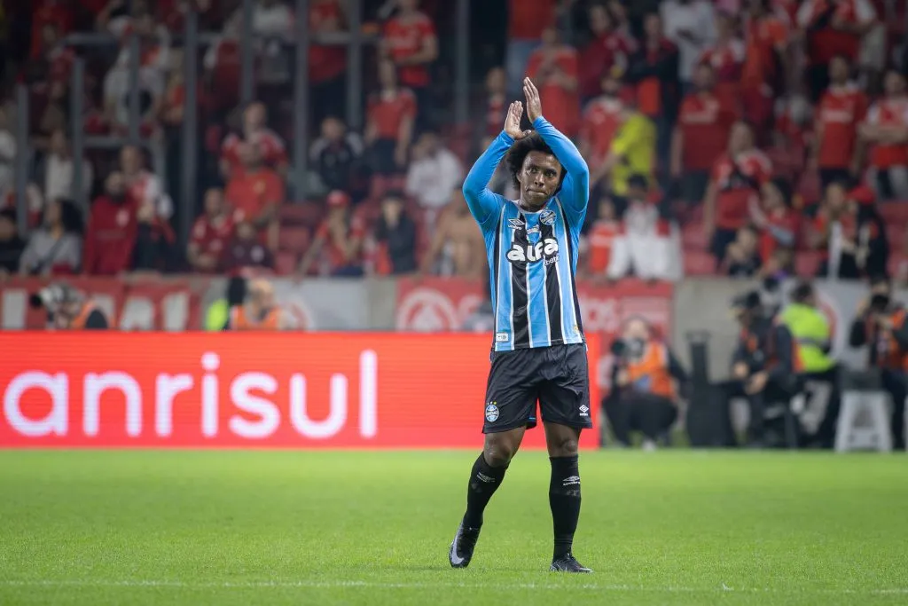 RS – PORTO ALEGRE – 21/09/2025 – BRASILEIRO A 2025, INTERNACIONAL X GREMIO – Willian jogador do Gremio durante partida contra o Internacional no estadio Beira-Rio pelo campeonato Brasileiro A 2025. Foto: Maxi Franzoi/AGIF