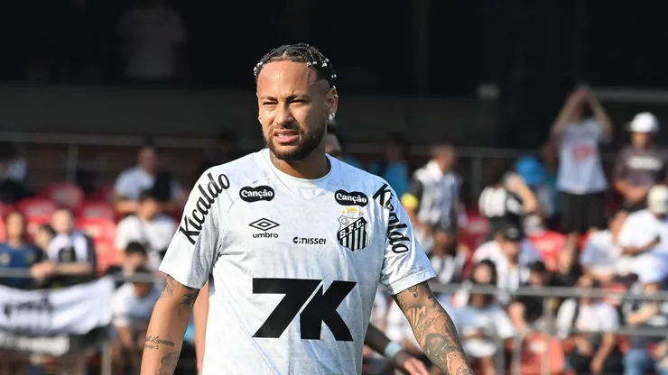 SP - SAO PAULO - 17/08/2025 - BRASILEIRO A 2025, SANTOS X VASCO - Neymar jogador do Santos durante partida contra o Vasco no estadio Morumbi pelo campeonato Brasileiro A 2025. Foto: Jota Erre/AGIF