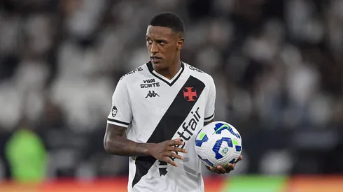 Robert Renan está de volta no Vasco.