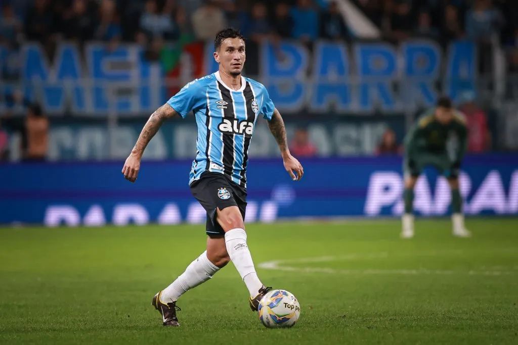 RS – PORTO ALEGRE – 08/07/2025 – RECOPA GAUCHA 2025, GREMIO X SAO JOSE – Dodi jogador do Gremio durante partida contra o Sao Jose no estadio Arena do Gremio pelo campeonato Recopa Gaucha 2025. Foto: Maxi Franzoi/AGIF