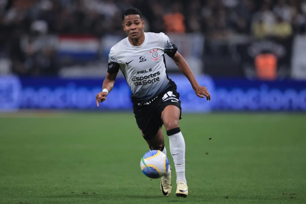 Wesley atuando no Corinthians em 2024 – Foto: Ettore Chiereguini/AGIF