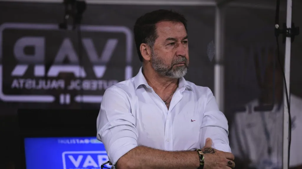 Augusto Melo fala que precisou contratar para não rebaixar o Corinthians (Imagem: Ettore Chiereguini/AGIF)
