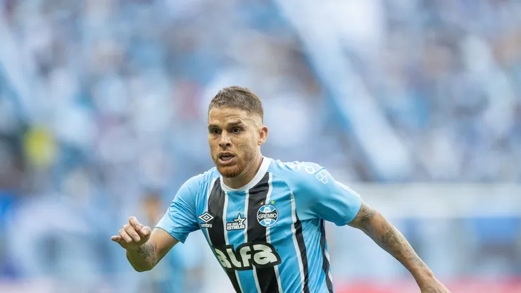 Cuéllar, volante do Grêmio. Foto: Liamara Polli/AGIF
