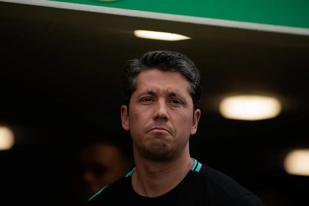 SP – MIRASSOL – 21/09/2025 – BRASILEIRO A 2025, MIRASSOL X JUVENTUDE – Tiago Carpini tecnico do Juventude durante partida contra o Mirassol no estadio Jose Maria de Campos Maia pelo campeonato Brasileiro A 2025. Foto: Vinicius Silva/AGIF