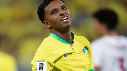MT – CUIABA – 12/10/2023 – ELIMINATORIAS COPA DO MUNDO 2026, BRASIL X VENEZUELA – Rodrygo Goes jogador do Brasil lamenta durante partida contra o Venezuela no estadio Arena Pantanal pelo campeonato Eliminatorias Copa Do Mundo 2026. Foto: Gil Gomes/AGIF