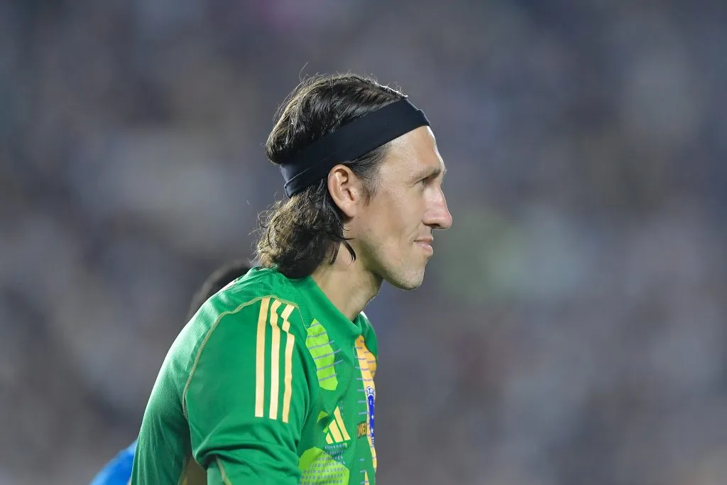 RJ – RIO DE JANEIRO – 27/09/2025 – BRASILEIRO A 2025, VASCO X CRUZEIRO – Cassio goleiro do Cruzeiro durante partida contra o Vasco no estadio Sao Januario pelo campeonato Brasileiro A 2025. Foto: Thiago Ribeiro/AGIF