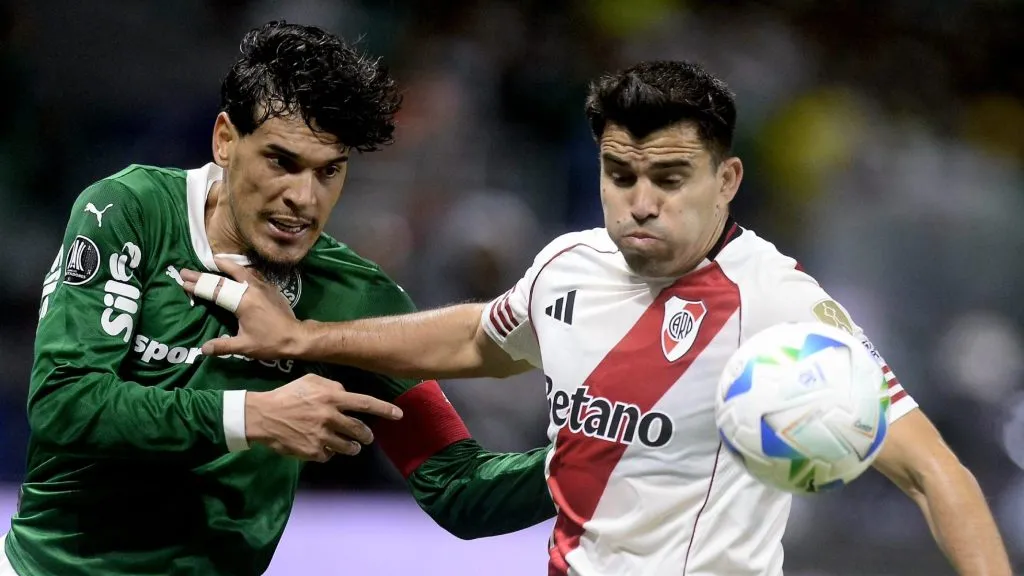 Gustavo Gómez em campo durante Palmeiras x River Plate. Foto: Alan Morici/AGIF