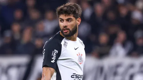 Yuri Alberto durante confronto contra o Palmeiras na Copa do Brasil de 2025.