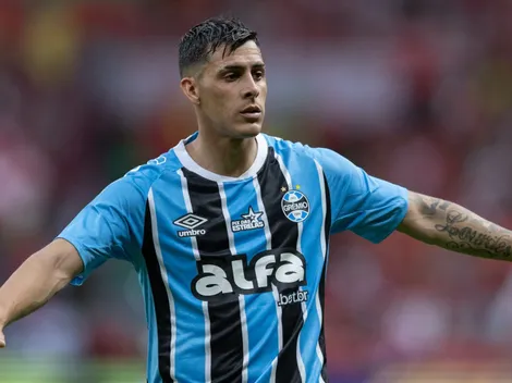 Pavón não passa batido e sai de campo vaiado pela torcida do Grêmio