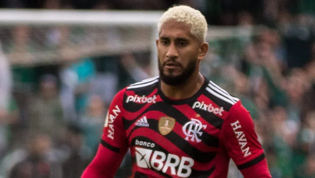 Pablo em ação pelo Flamengo. Foto: Robson Mafra/AGIF