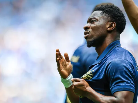 Amuzu comemora nova chance no Grêmio e gol contra o Vitória