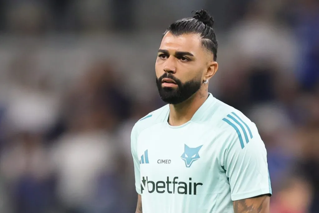 MG – BELO HORIZONTE – 30/08/2025 – BRASILEIRO A 2025, CRUZEIRO X SAO PAULO – Gabriel Barbosa Gabigol jogador do Cruzeiro durante aquecimento antes da partida contra o Sao Paulo no estadio Mineirao pelo campeonato Brasileiro A 2025. Foto: Gilson Lobo/AGIF