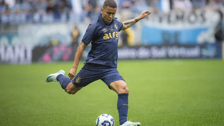Marcos Rocha em Grêmio x Vitória pelo Brasileirão 2025. Foto: Maxi Franzoi/AGIF