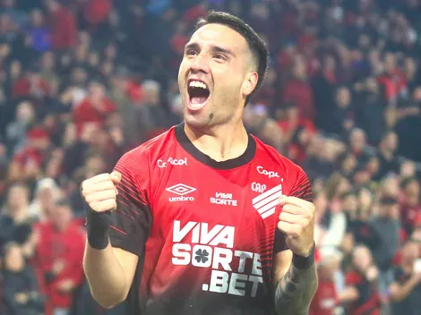 Benavídez comemora gol e recebe elogios de Odair Hellmann no Athletico