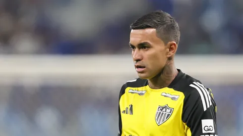 Dudu jogador do Atlético-MG durante aquecimento antes da partida contra o Cruzeiro no estadio Mineirão pelo campeonato Copa Do Brasil 2025. Foto: Gilson Lobo/AGIF