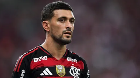 Arrascaeta jogador do Flamengo durante partida contra o Fortaleza no estadio Maracana pelo campeonato Brasileiro A 2025.