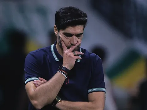 Abel Ferreira se preocupa com oito pendurados no Palmeiras