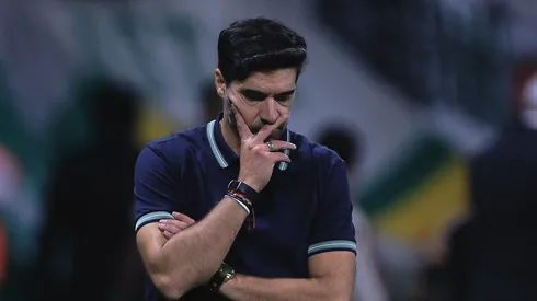 Abel Ferreira tem oito pendurados no Palmeiras.