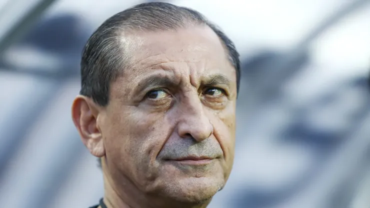 Ramon Diaz tecnico do Corinthians durante partida contra o Portuguesa no estadio Pacaembu pelo campeonato Paulista 2025.