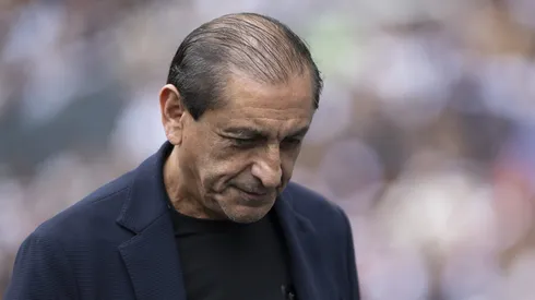 Ramón Díaz terá mês desafiador em outubro no Internacional