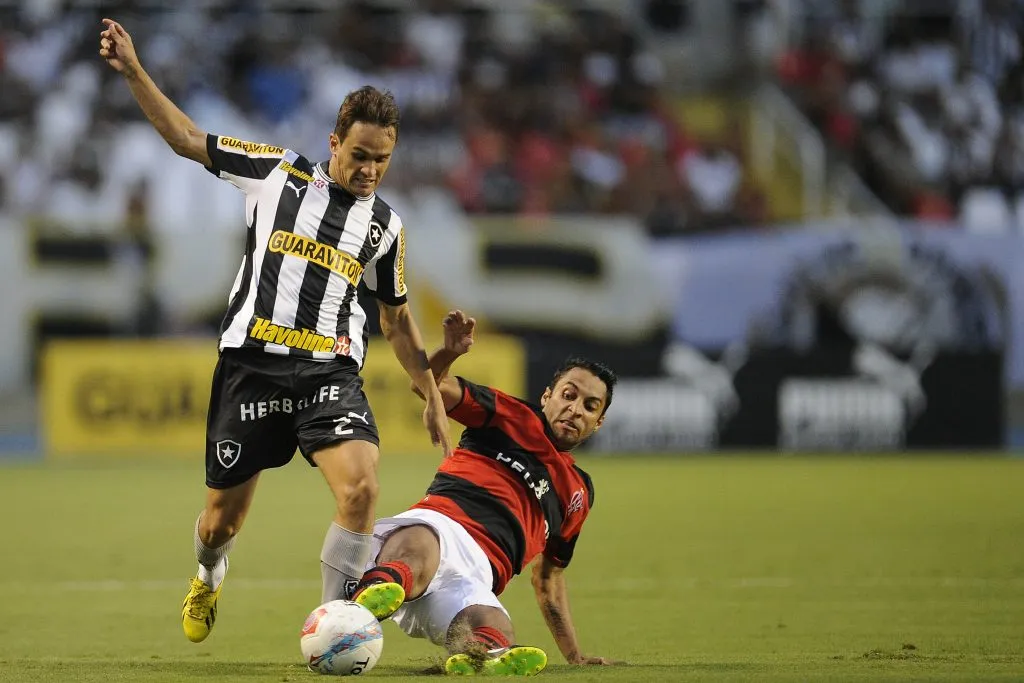 Lucas, Ibson. Flamengo x Botafogo pelo Campeonato Carioca 2013 no Engenhao. 17 de Fevereiro de 2013, Rio de Janeiro, Rio de Janeiro, Brasil. Foto: Fernando Soutello/AGIF