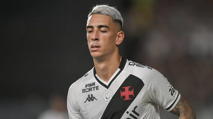 Puma Rodríguez em ação pelo Vasco no Brasileiro