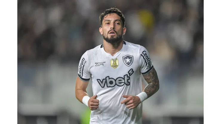 Alex Telles, jogador do Botafogo