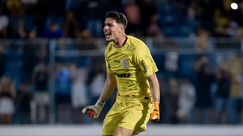 Felipe Longo pode ganhar uma chance no Corinthians. Foto: Leonardo Lima/AGIF.
