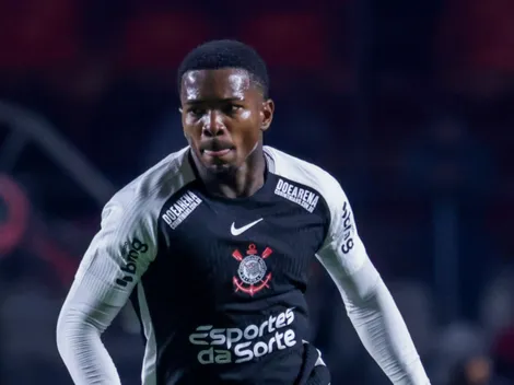 Torcida do Corinthians pede saída de Cacá