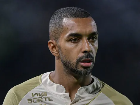 Paulo Henrique fica de fora de mais uma convocação da Seleção Brasileira; Vitinho substitui Vanderson