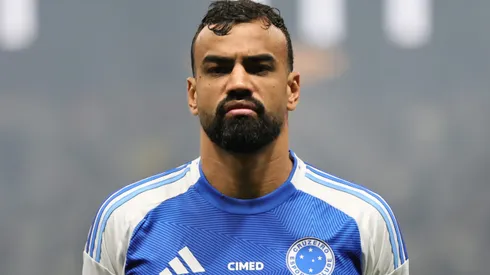 MG – BELO HORIZONTE – 27/08/2025 – COPA DO BRASIL 2025, ATLETICO-MG X CRUZEIRO – Fabricio Bruno jogador do Cruzeiro durante partida contra o Atletico-MG no estadio Arena MRV pelo campeonato Copa Do Brasil 2025. Foto: Gilson Lobo/AGIF