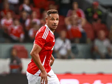 Internacional tenta volta de Fernando, mas volante descarta possibilidade