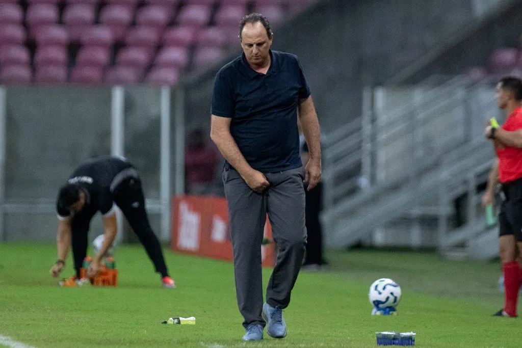 Rogerio Ceni técnico do Bahia durante partida contra o Retro – Foto: Rafael Vieira/AGIF