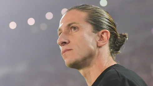 Filipe Luís muda estratégia ofensiva em Flamengo x Cruzeiro