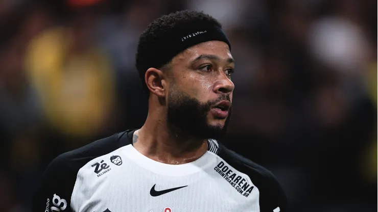 Corinthians foi pego de surpresa sobre Depay.