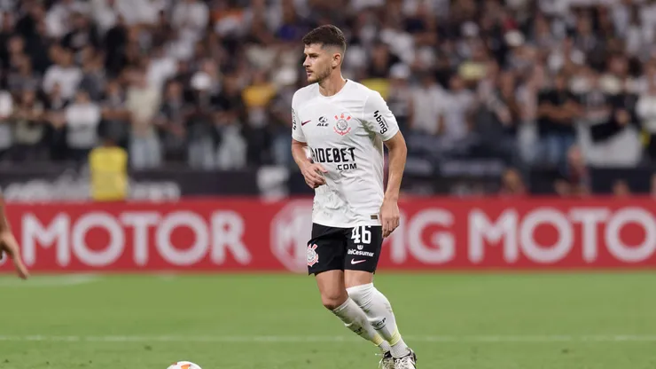 Hugo jogador do Corinthians durante partida contra o Nacional no estadio Arena Corinthians pelo campeonato Copa Sul-Americana 2024.