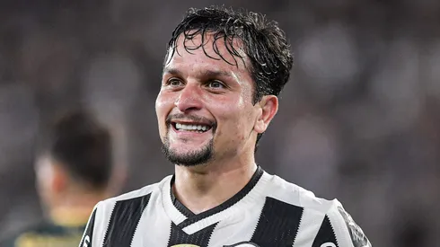 Artur ganha apoio de Davide Ancelotti no Botafogo