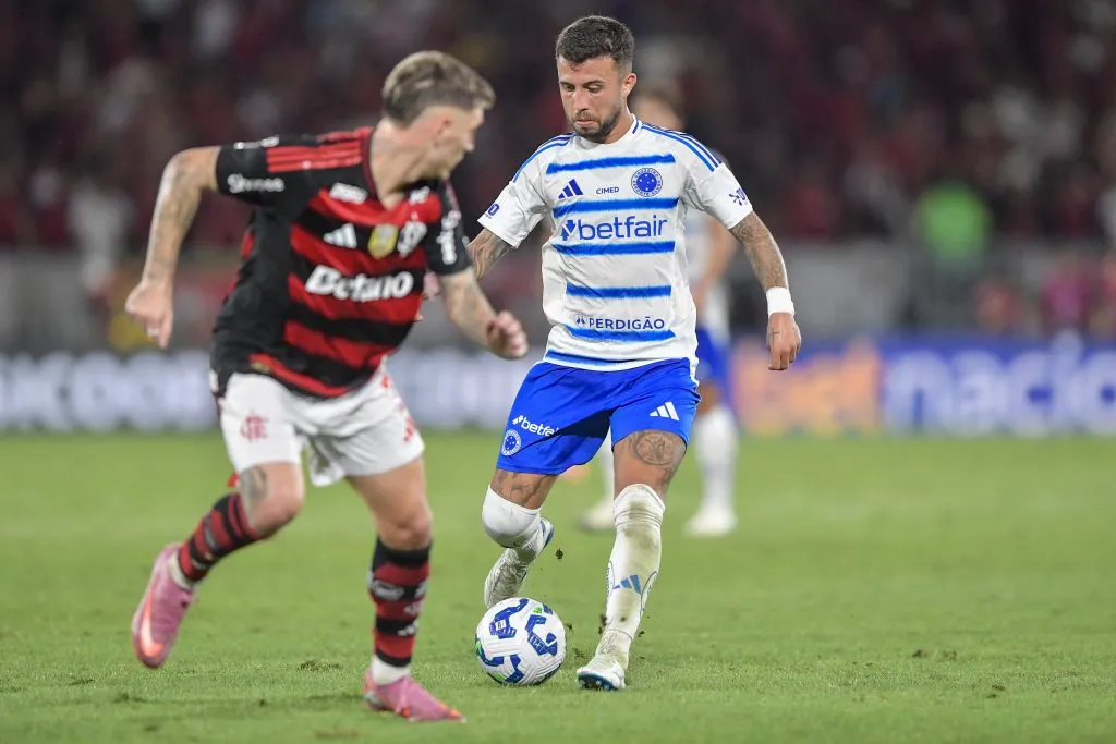 Matheus Henrique revela ‘inovações’ de Leonardo Jardim no Cruzeiro. Foto: Thiago Ribeiro/AGIF