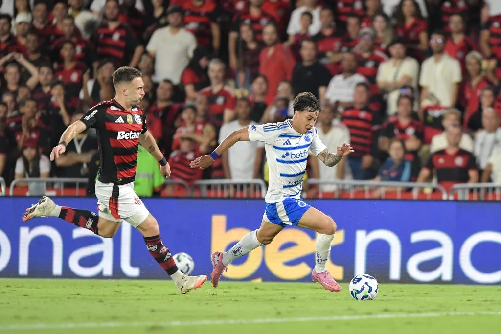 Léo Ortiz comenta alta intensidade de Flamengo x Cruzeiro. Foto: Thiago Ribeiro/AGIF