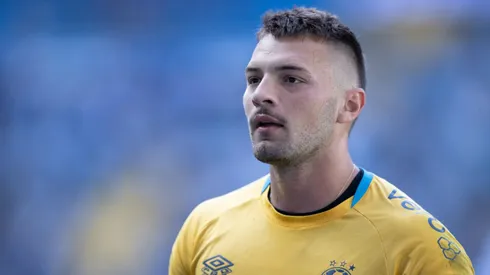 Gabriel Grando jogador do Gremio durante partida contra o Mirassol no estadio Arena do Gremio pelo campeonato Brasileiro A 2025.
