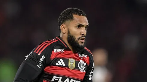 Juninho está sem espaço no Flamengo.