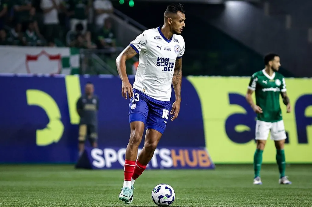 SP – SAO PAULO – 27/04/2025 – BRASILEIRO A 2025, PALMEIRAS X BAHIA – David Duarte jogador do Bahia durante partida contra o Palmeiras no estadio Arena Allianz Parque pelo campeonato Brasileiro A 2025. Foto: Fabio Giannelli/AGIF