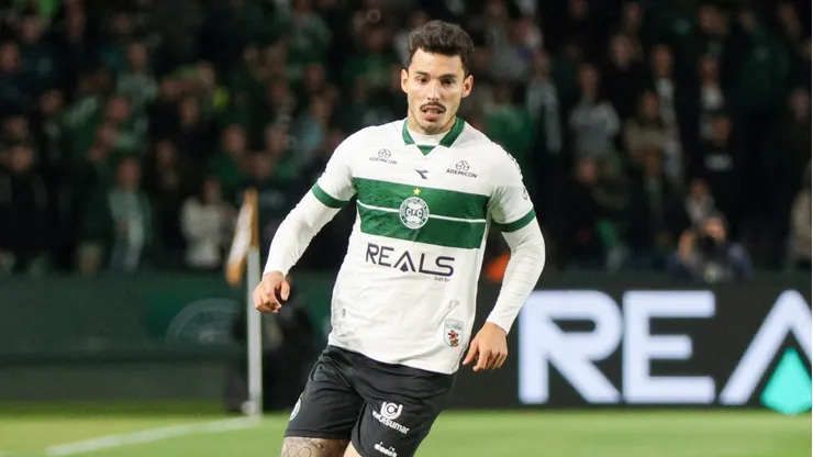 Lateral Zeca foi agredido por Édson em Coritiba x Botafogo-SP