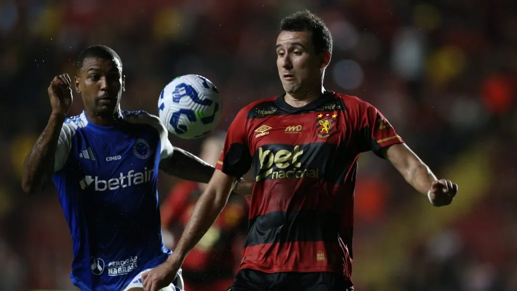 Cruzeiro x Sport se enfrentam pelo Campeonato Brasileiro. Foto: Marlon Costa/AGIF