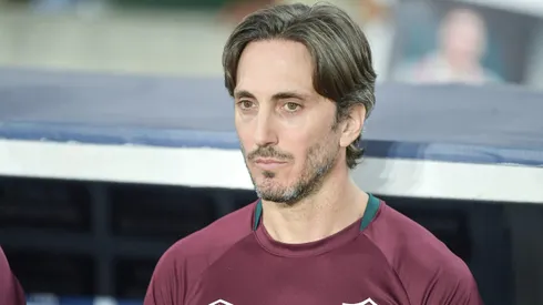 Luis Zubeldia tecnico do Fluminense durante partida contra o Atletico-MG no estadio Maracana pelo campeonato Brasileiro A 2025. Foto: Thiago Ribeiro/AGIF