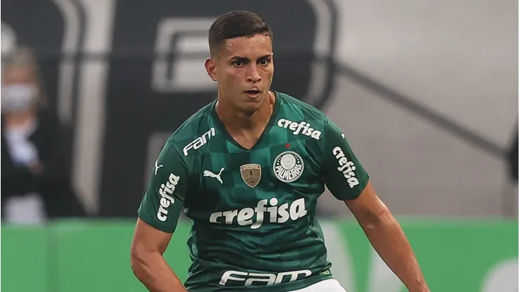 Cruzeiro monitora Renan Victor, ex-Palmeiras