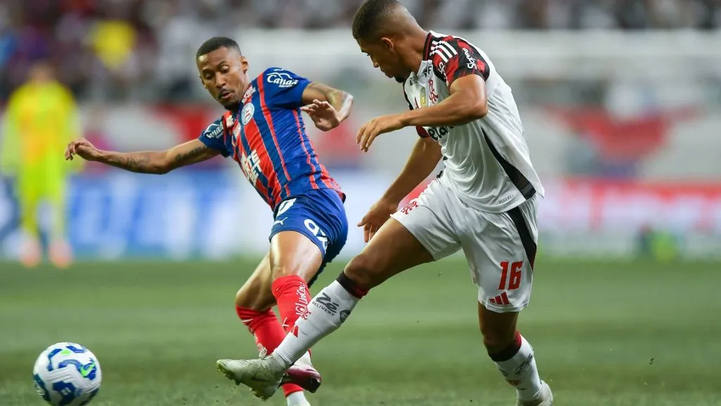 Samuel Lino em Bahia x Flamengo pelo Brasileirão 2025