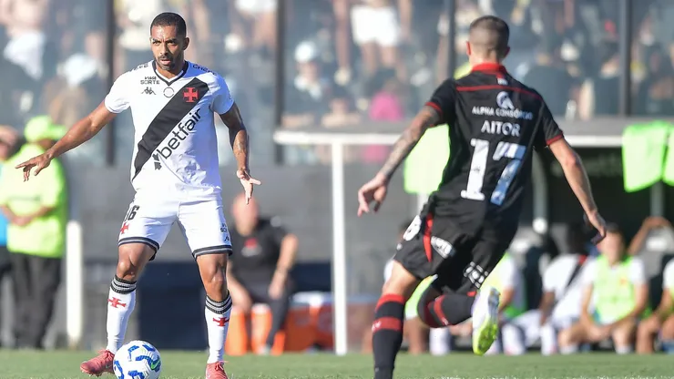 Paulo Henrique em Vasco x Vitória pelo Brasileirão 2025. Foto: Thiago Ribeiro/AGIF